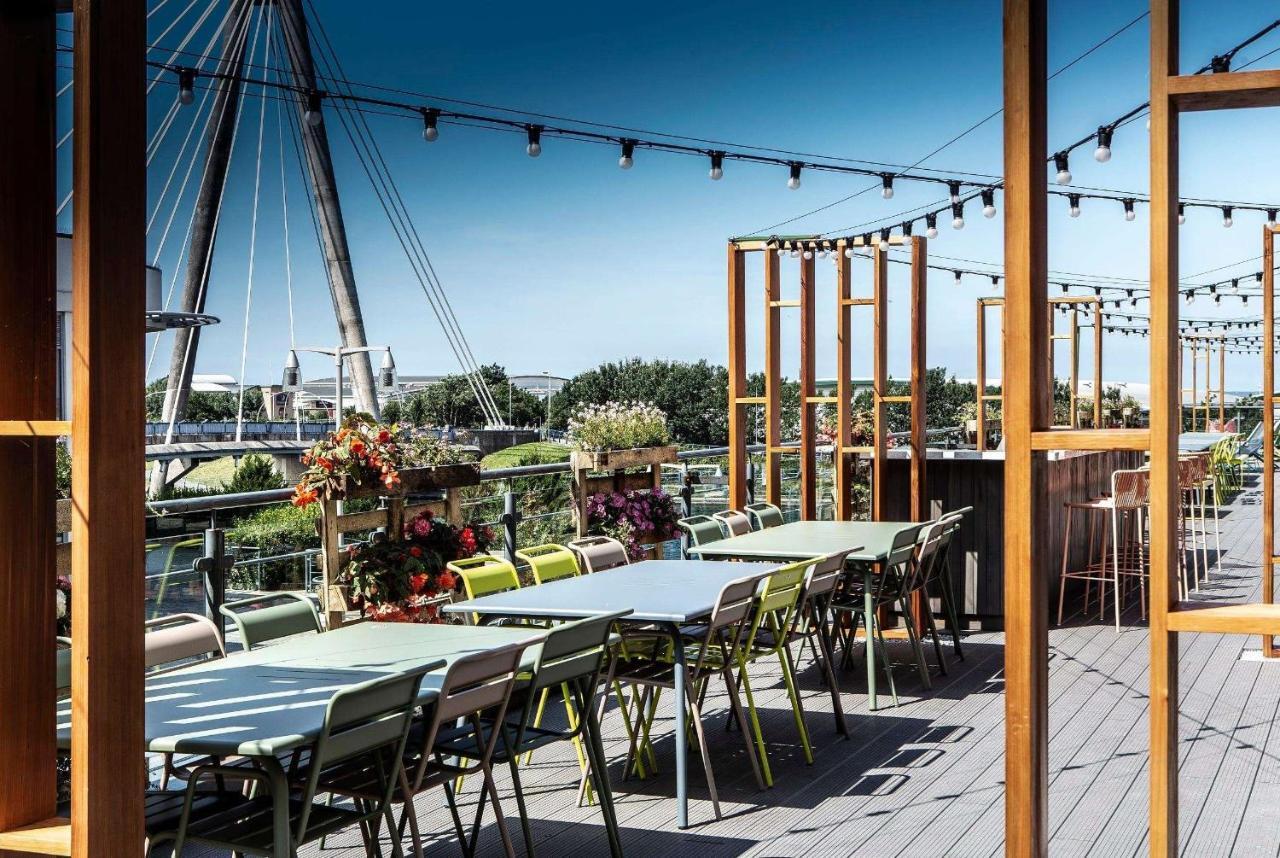 Waterfront Southport Hotel Esterno foto